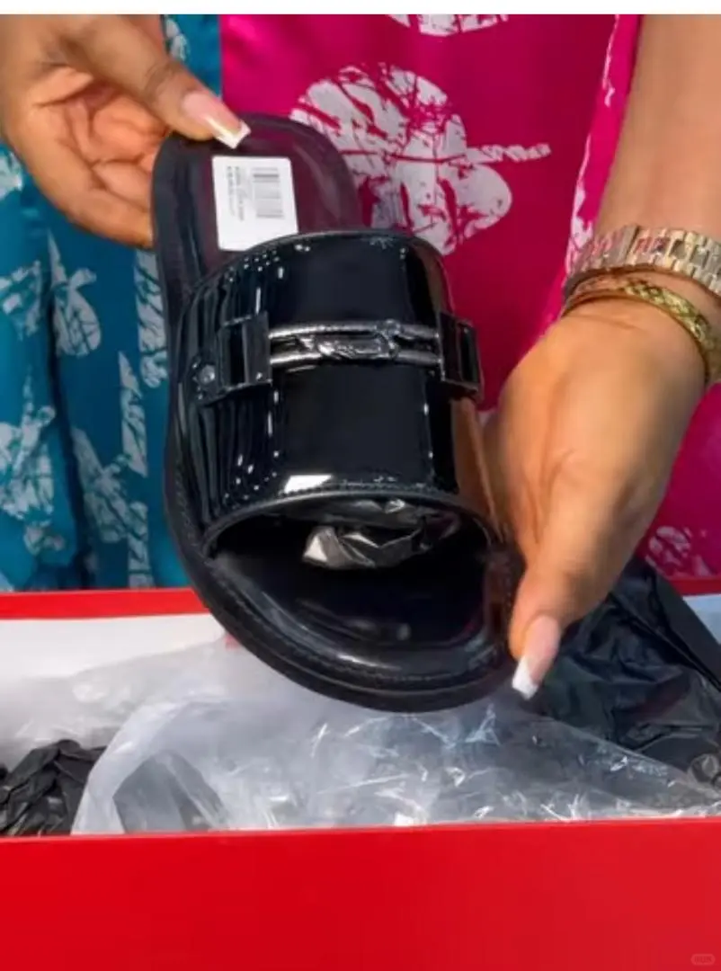 寻找男士皮革拖鞋供应商