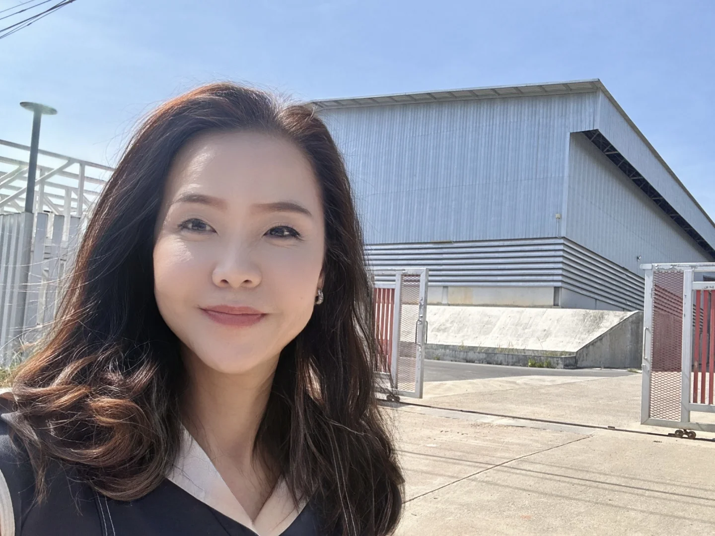 ? 国际企业仓库租赁 · 罗勇实地