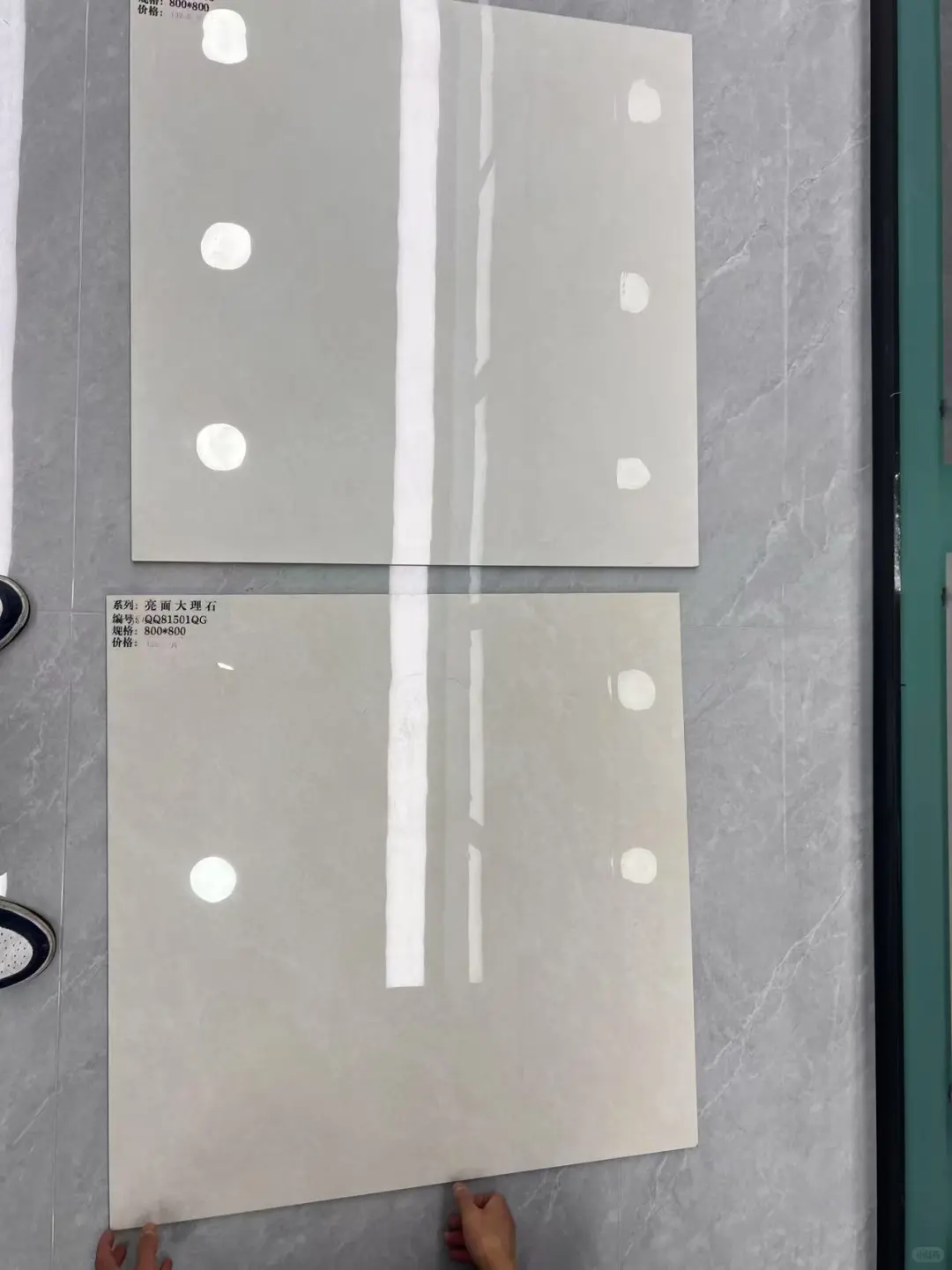 这里瓷砖太香了！包工头都在这里拿砖！！