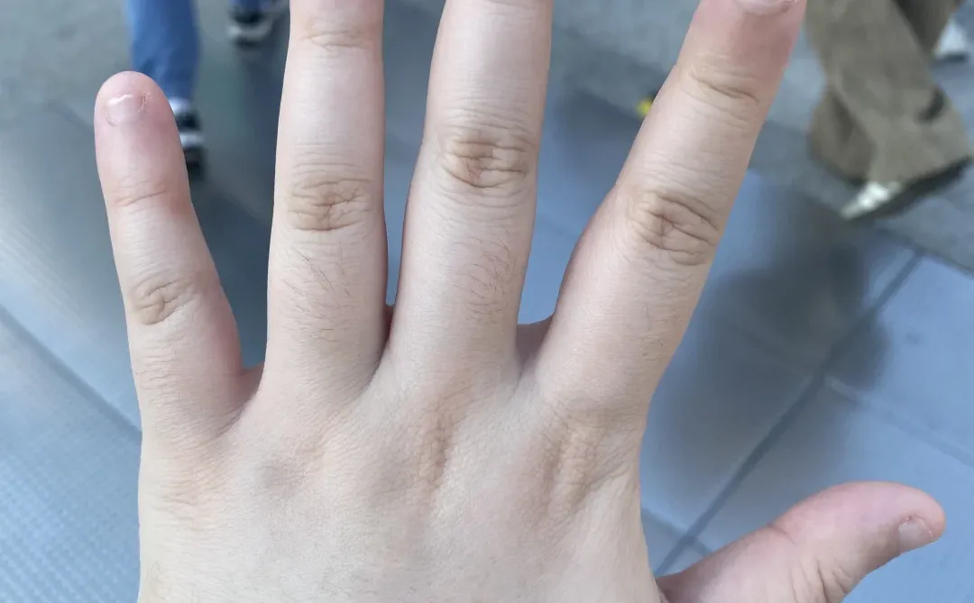 十几天之后就是婚礼了