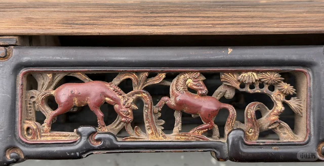 收藏清朝老木雕枕头，居然超过博物馆藏品！