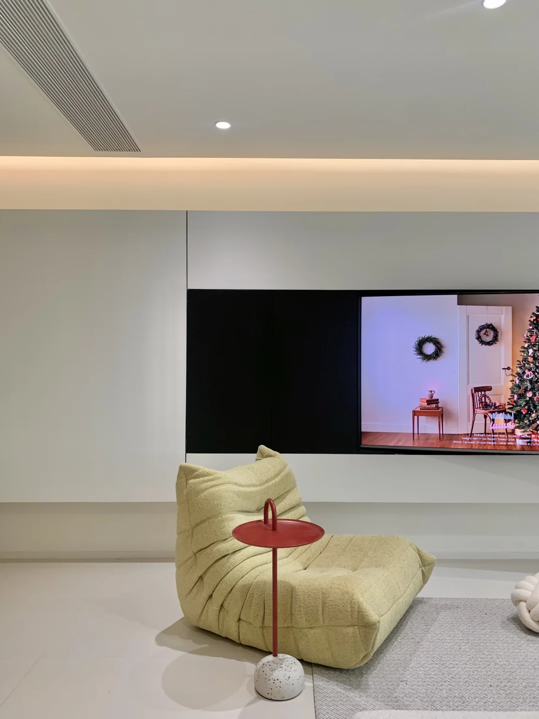 26岁有家了?屁点大