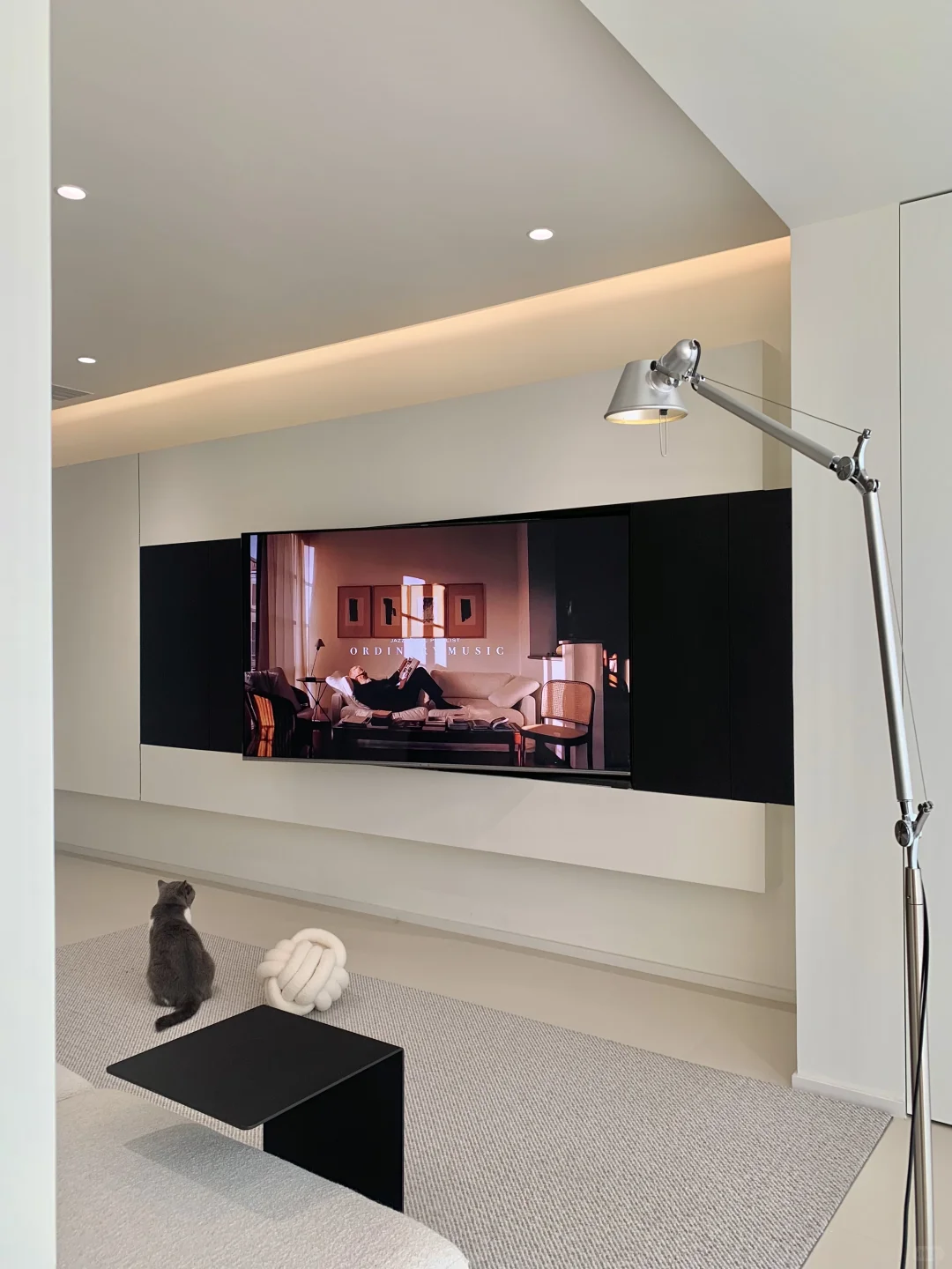 26岁有家了?屁点大