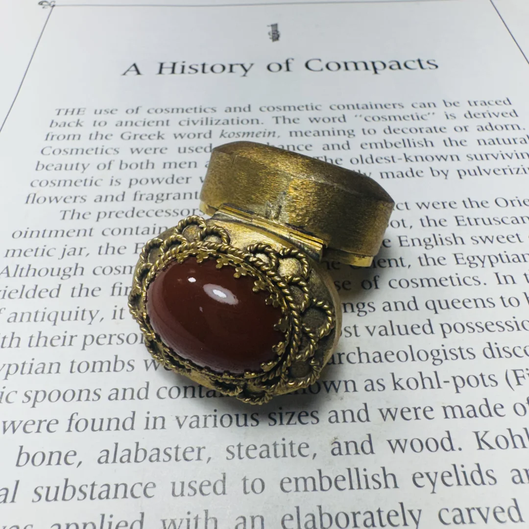 義大利 花絲鑲嵌紅瑪瑙鍍金橢圓盒