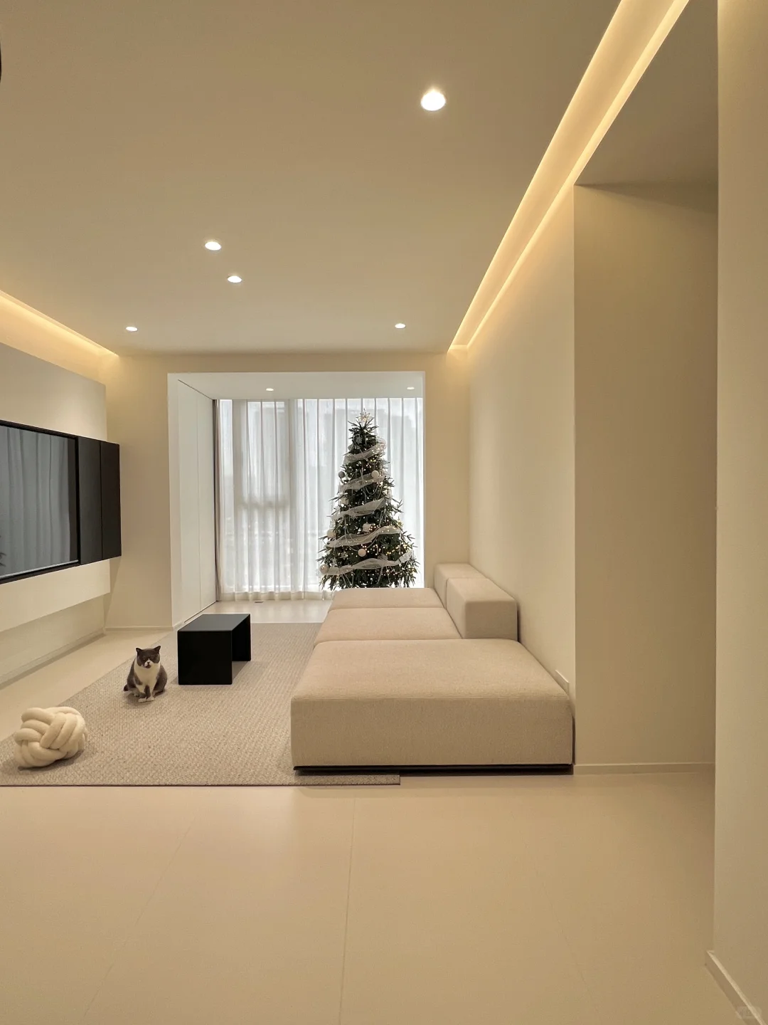 26岁有家了?屁点大