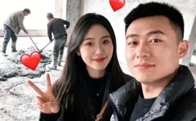 因为我在外面有人了，前妻和我离婚，分开后孩子跟我，她就去外面工作了。六一假期的时