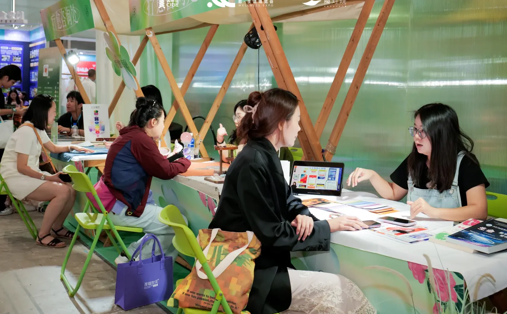 2026 疗愈经济爆发? 美业人靠这场展会找