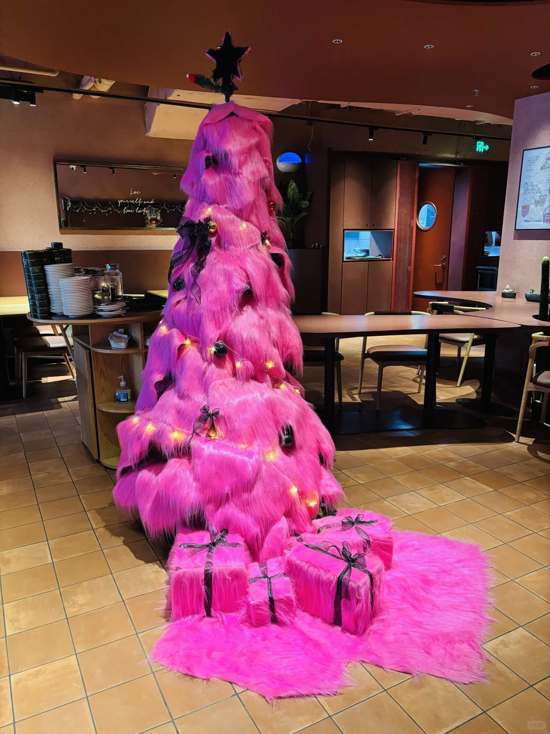北京超出片的粉色圣诞树?（附地址➕出片技巧