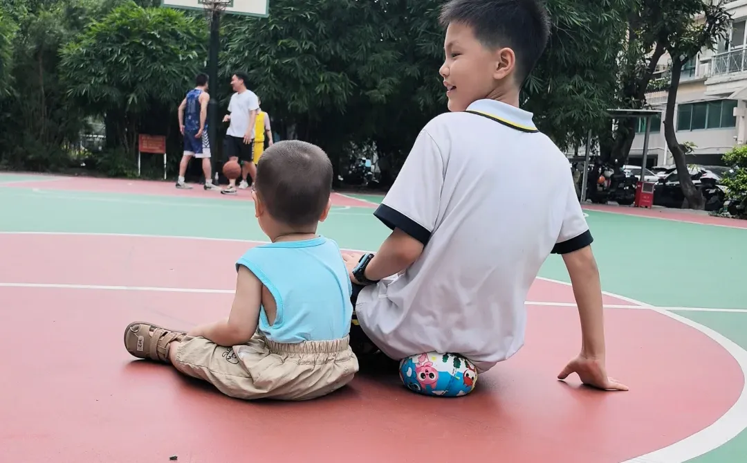 带着娃挑战自媒体的一天~