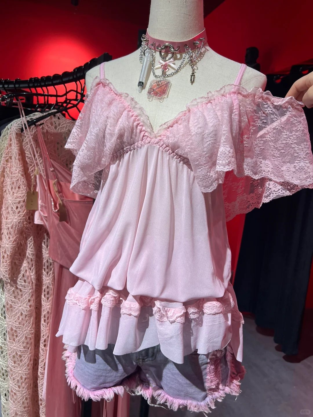 来昆明的宝宝有福了 好多孤品套装不撞衫🖤