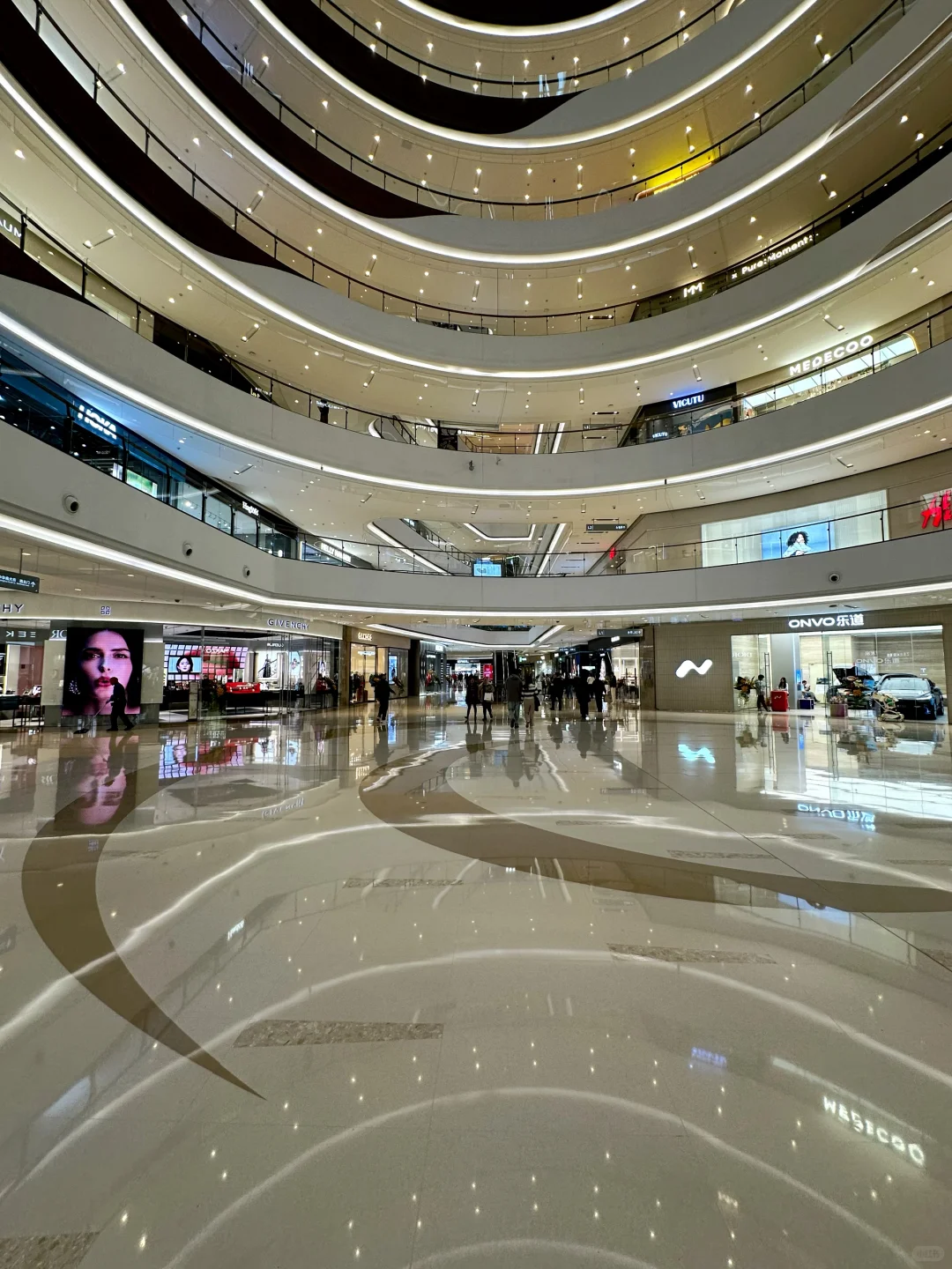 在石家庄，还有比万象城更优秀的购物中心吗？