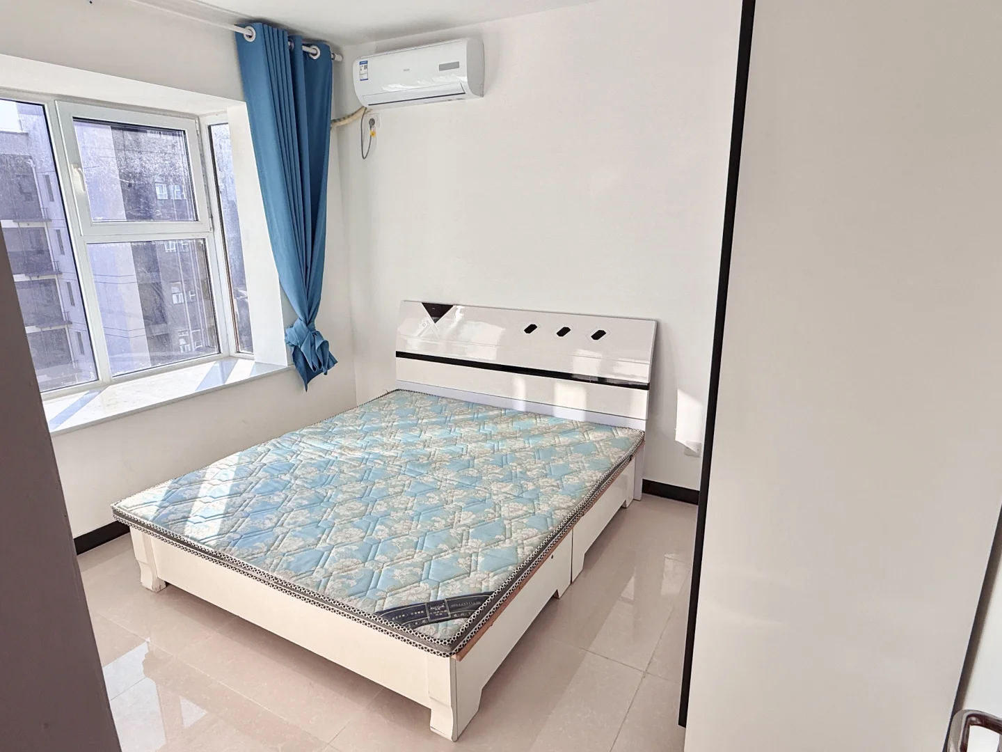 邢台租房捡到宝！钢铁路阳面两居直接包暖气