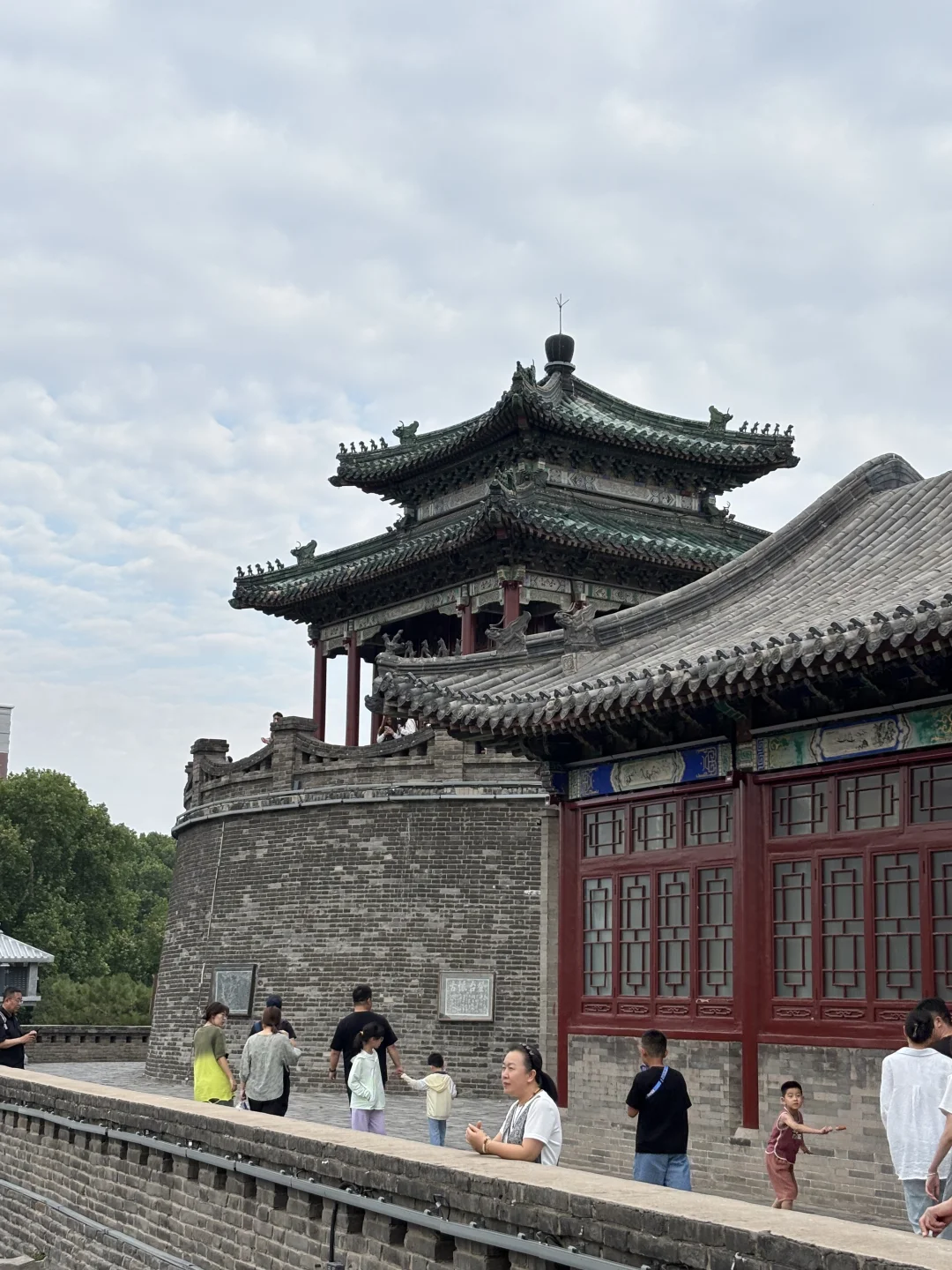 来邯郸了，却被住宿雷到了，逃离邯郸中