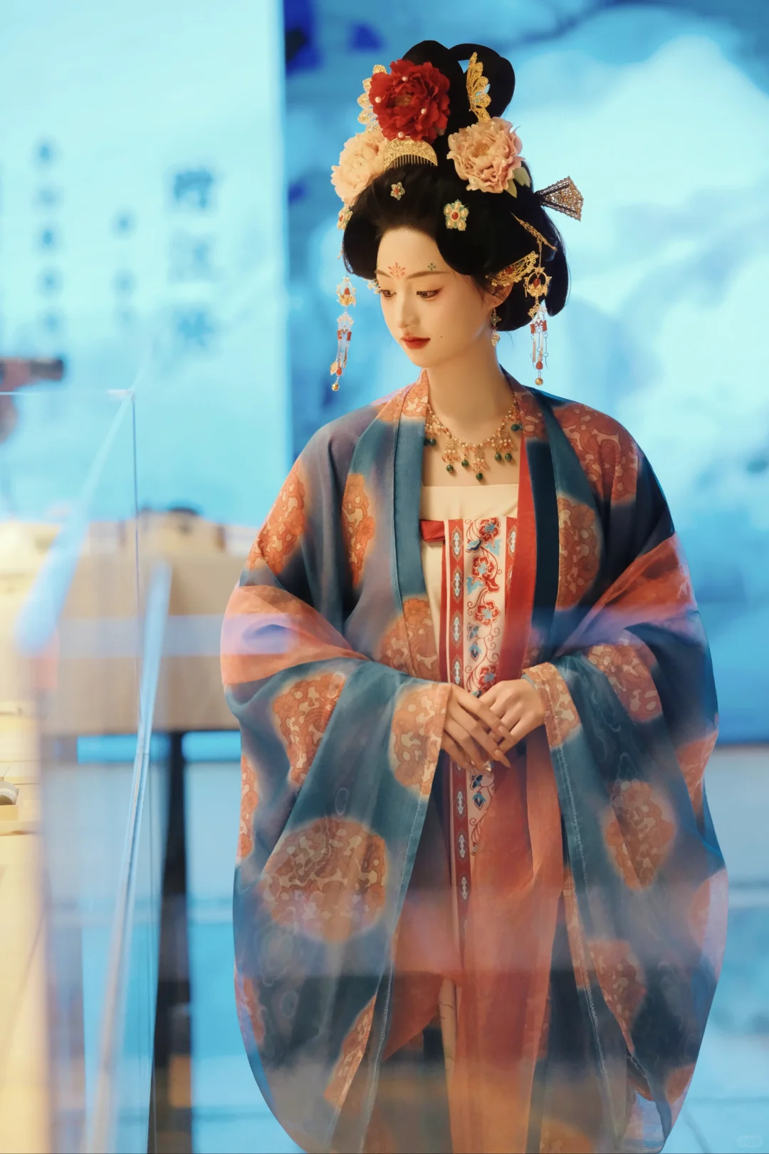 论邯郸博物馆与唐装的适配度！大家快去穿啊