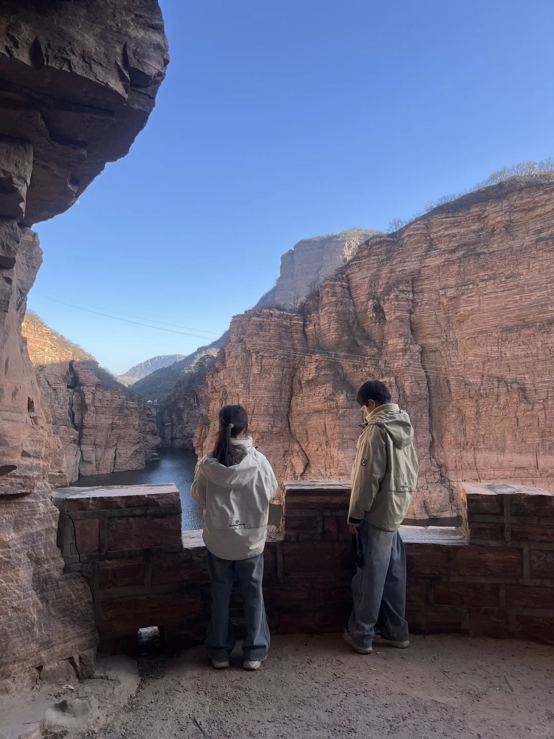 距离石家庄最近的挂壁公路