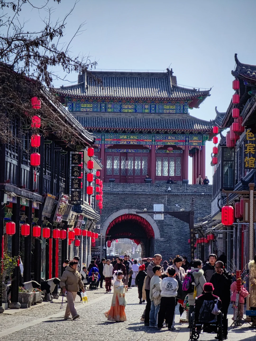 邯郸，武灵丛台虽新筑，赵王故城有遗风