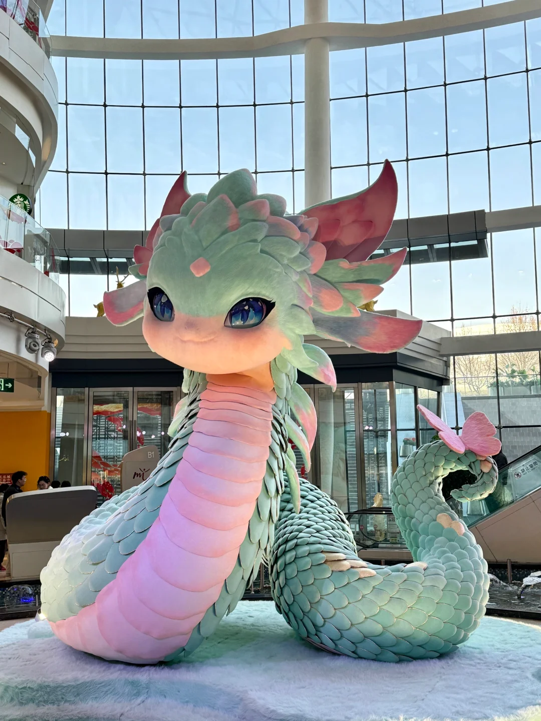 好可爱的蛇年吉祥物