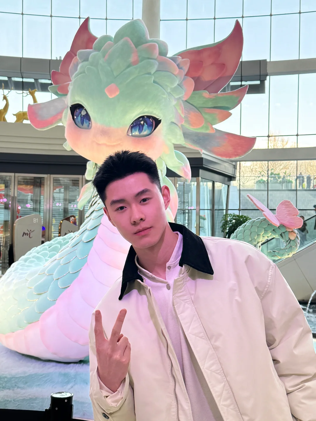 好可爱的蛇年吉祥物