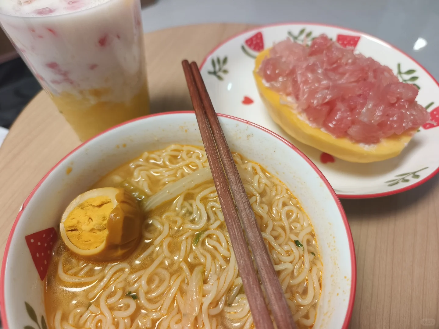 今晚的邯郸道不只一万人。。。