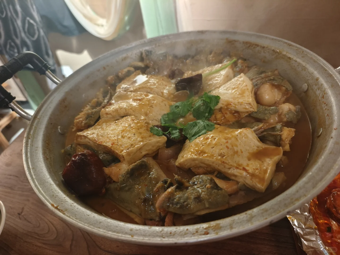 今晚的邯郸道不只一万人。。。