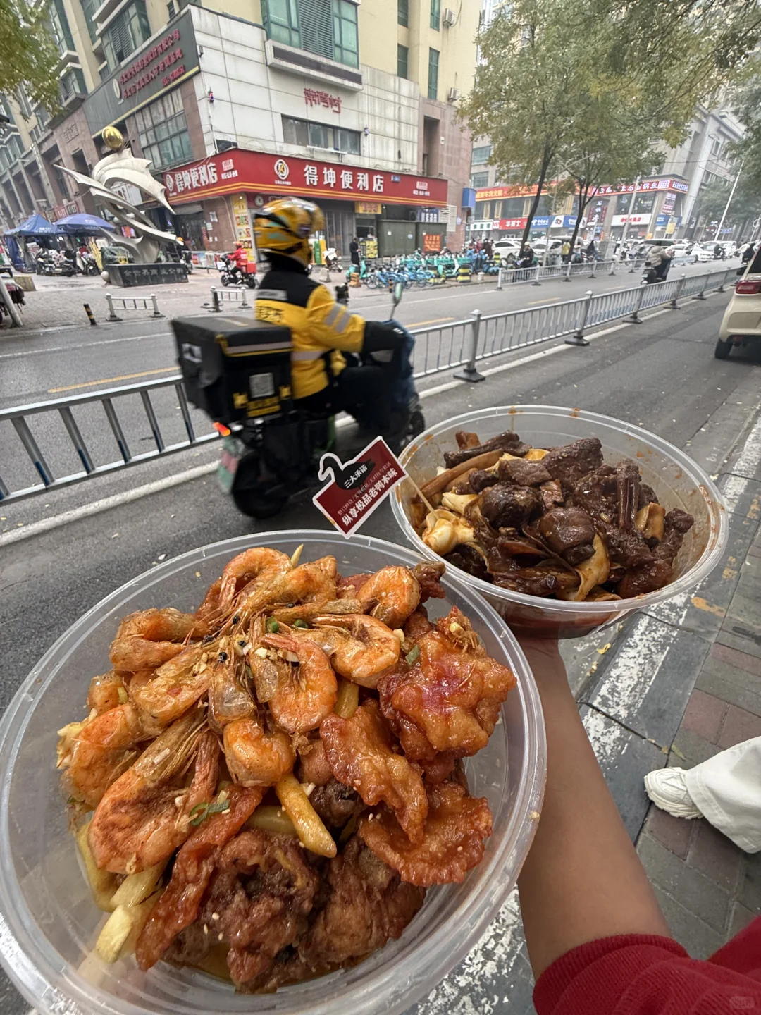 石家庄万象城附近！！一到饭点就得排队...