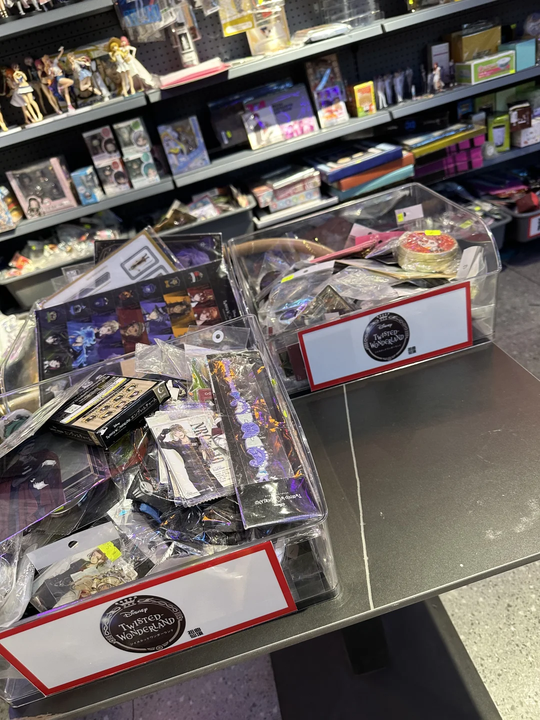 扭曲仙境中古专场，买3送1，满5送2