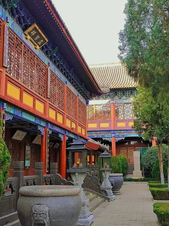 邢台开元古寺丨老城逛一圈，主打一个不赶趟