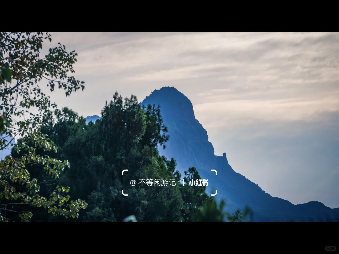 邢台“瓦尔登湖”：山有奇影水有光，岸边风清凉