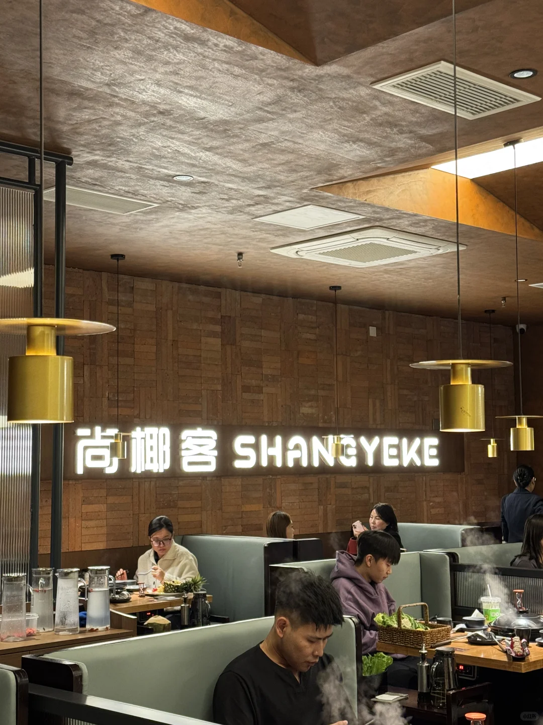 不用去海南也能在邢台吃上正宗椰子鸡火锅了