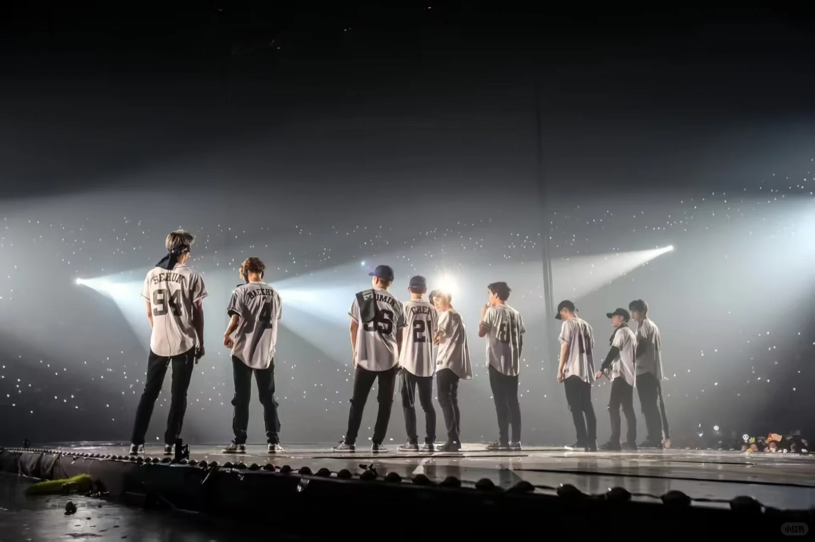 逗号立方｜邢台爱丽速来集合！EXO大屏解锁