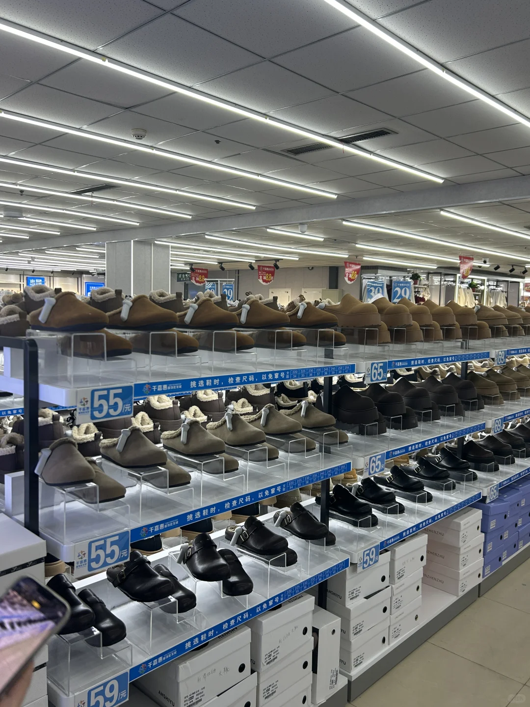 邢台！贫民窟女孩的线下批发市场！