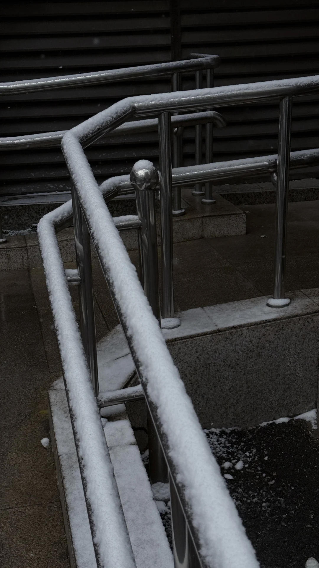 2025年12月12日，石家庄初雪❄️