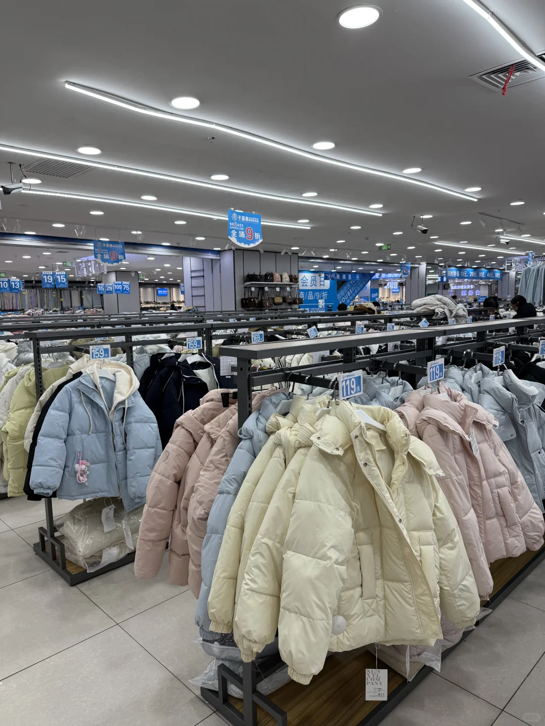 石家庄女大周末去哪买衣服！