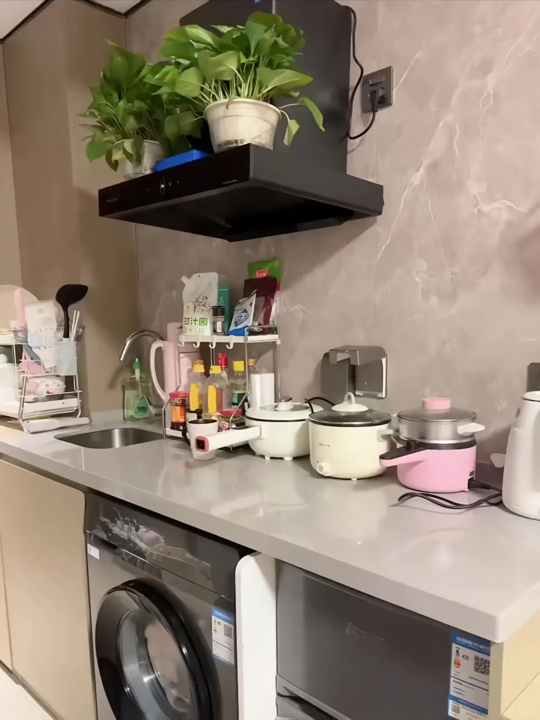 个人转租，着急回家，无中介费，感兴趣私聊