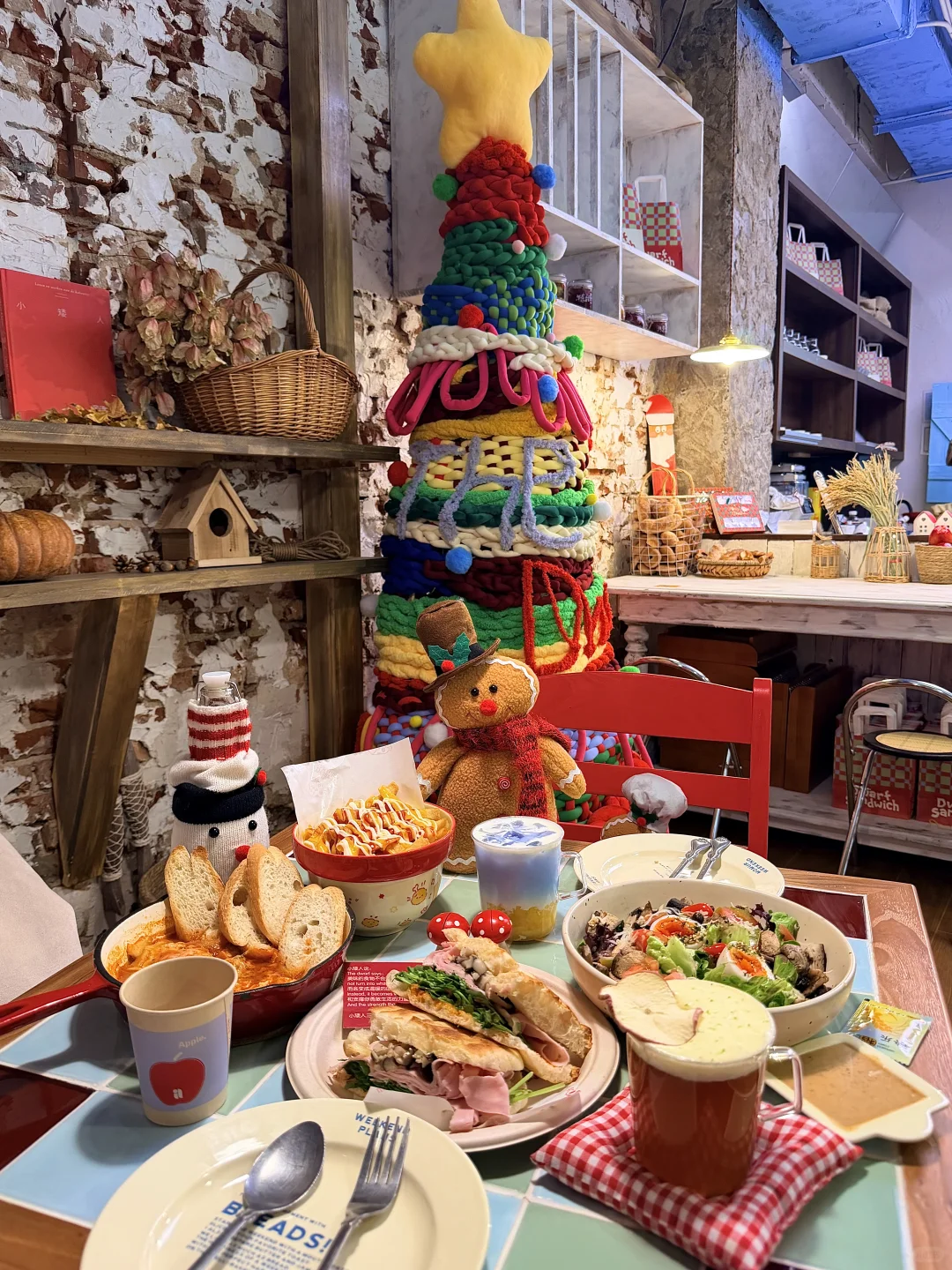 石家庄！街头惊现童话🫅里的小屋……