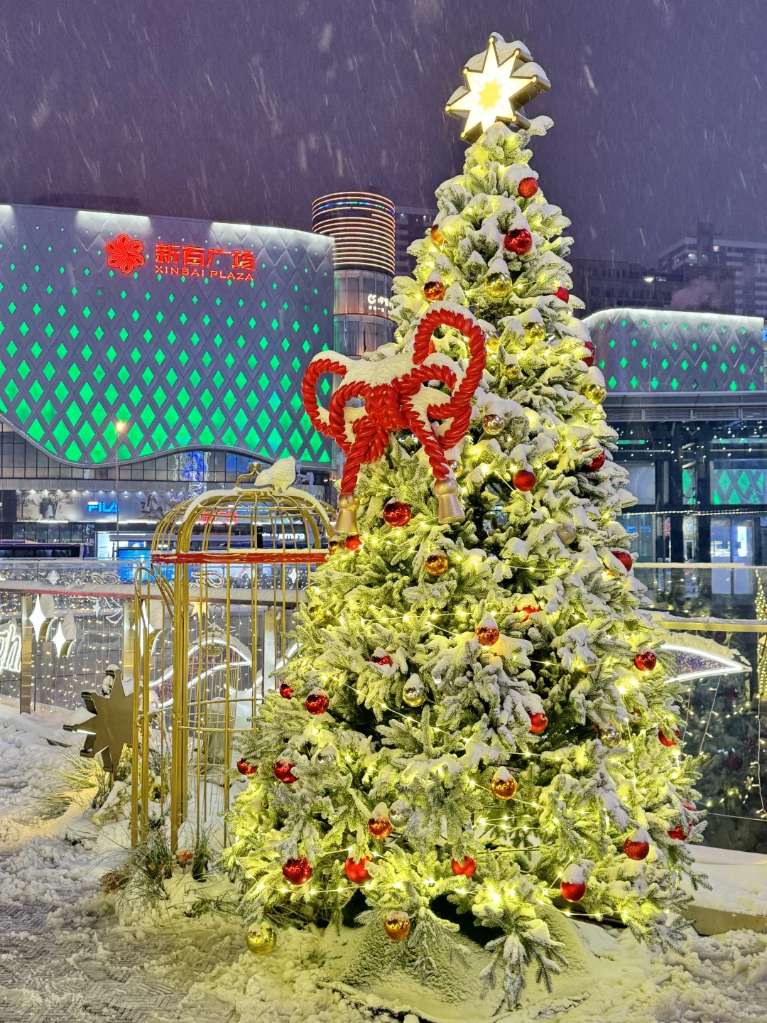 12.12石家庄万象城初雪实况🌀亮灯了好美！！