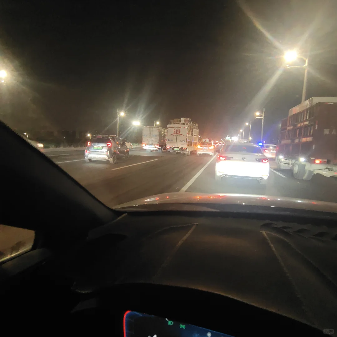 北三环堵的，快憋不住了