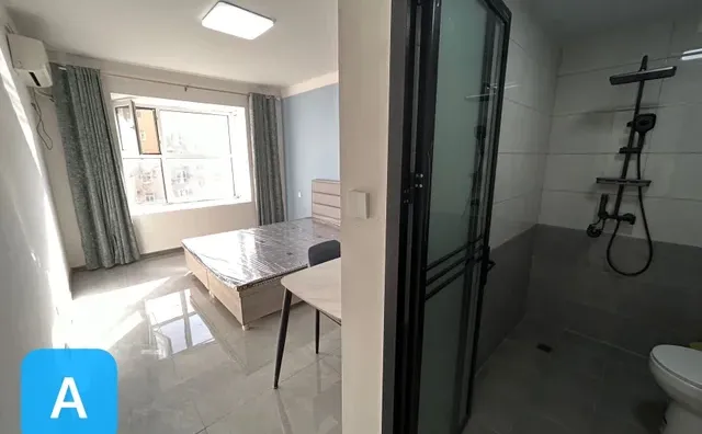 金融中心附近 这个主卧 柒百 还不来试试水