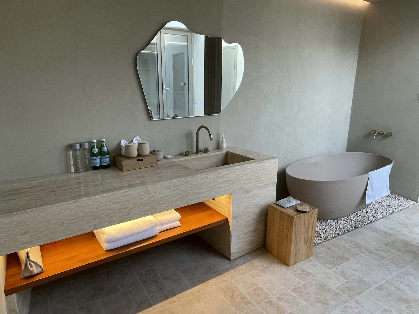 不说是邢台，我以为住进了山里的阿那亚