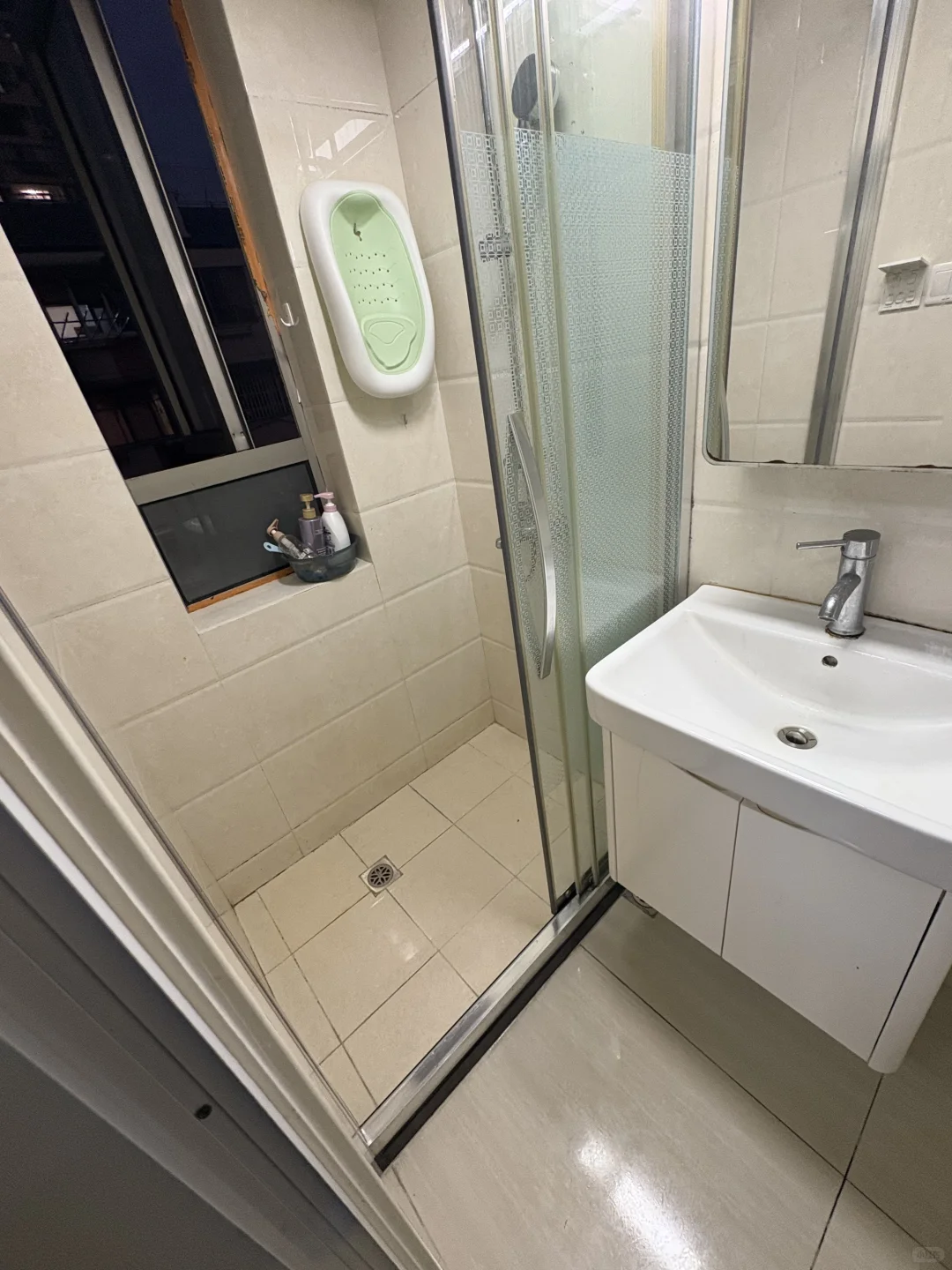 复旦大学邯郸校区，精装修一房一厅4200？