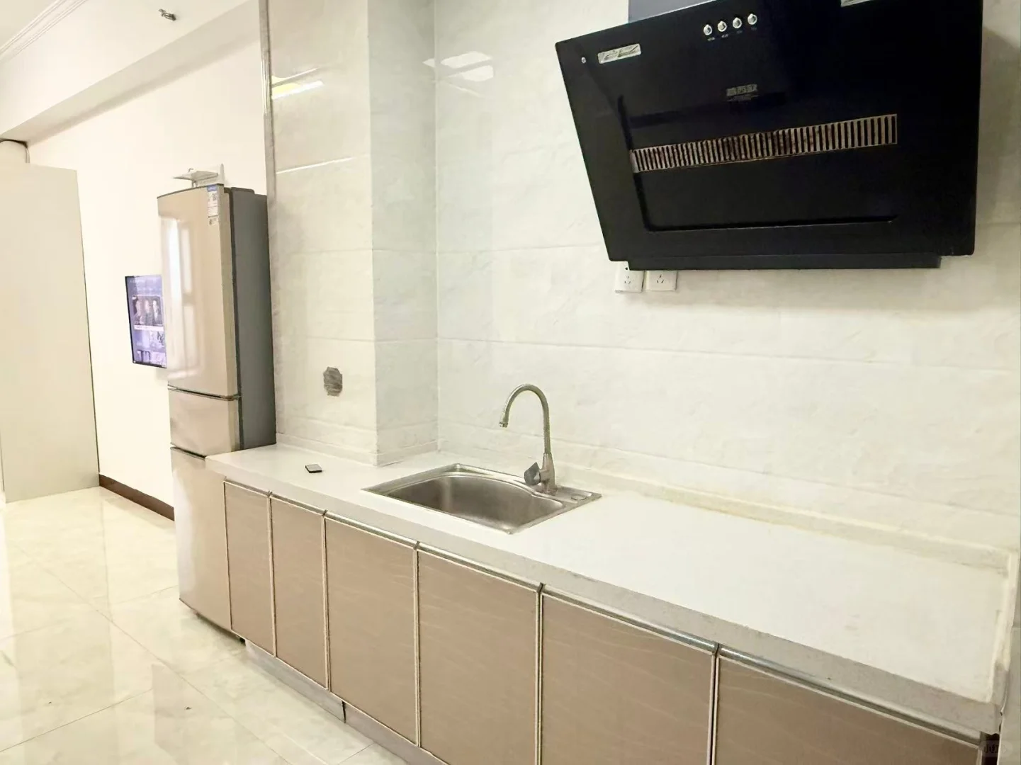 邢台租房，阳面一居室，紧邻天一城万达