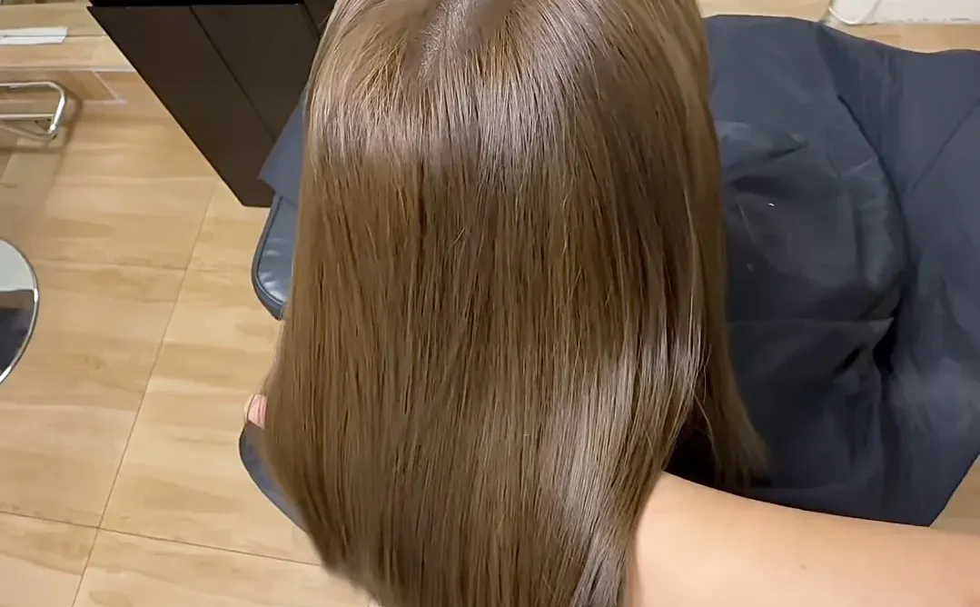 邢台00后夫妻开了一家只接待女生的理发店