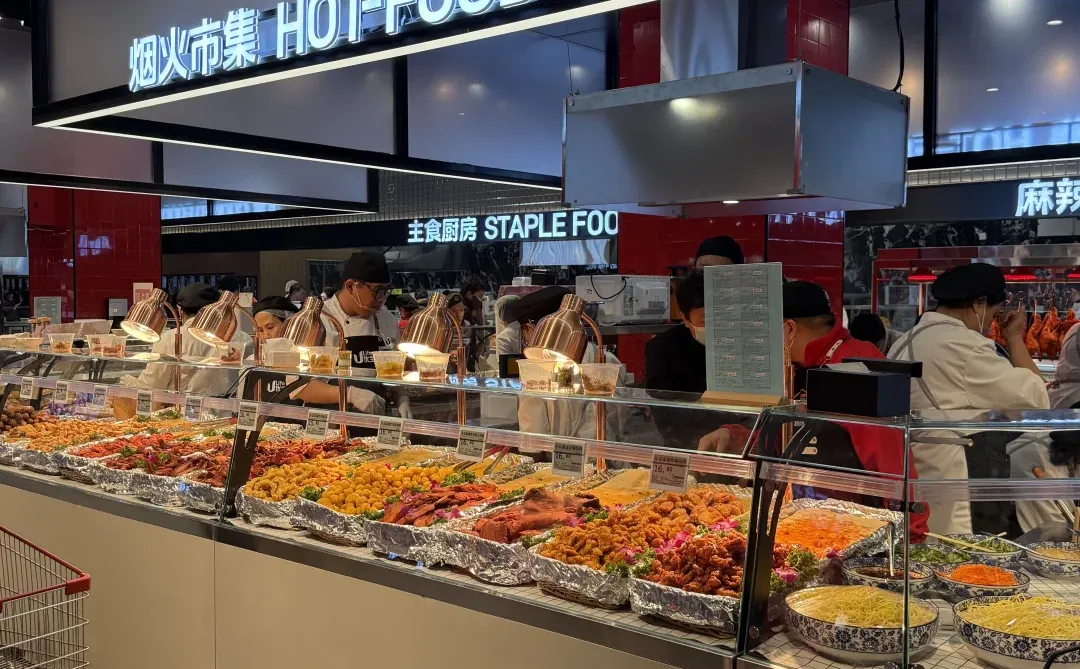 邢台  开了开了  不敢想象这里有多少人！