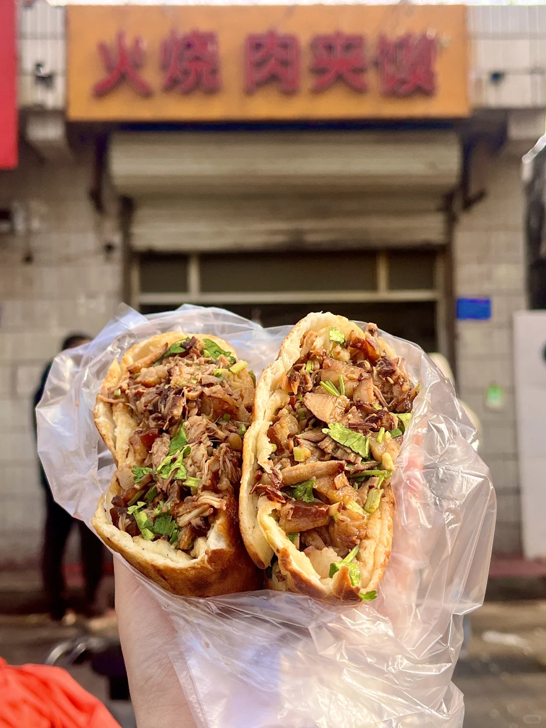 邢台这么多肉的肉夹馍才五块？！