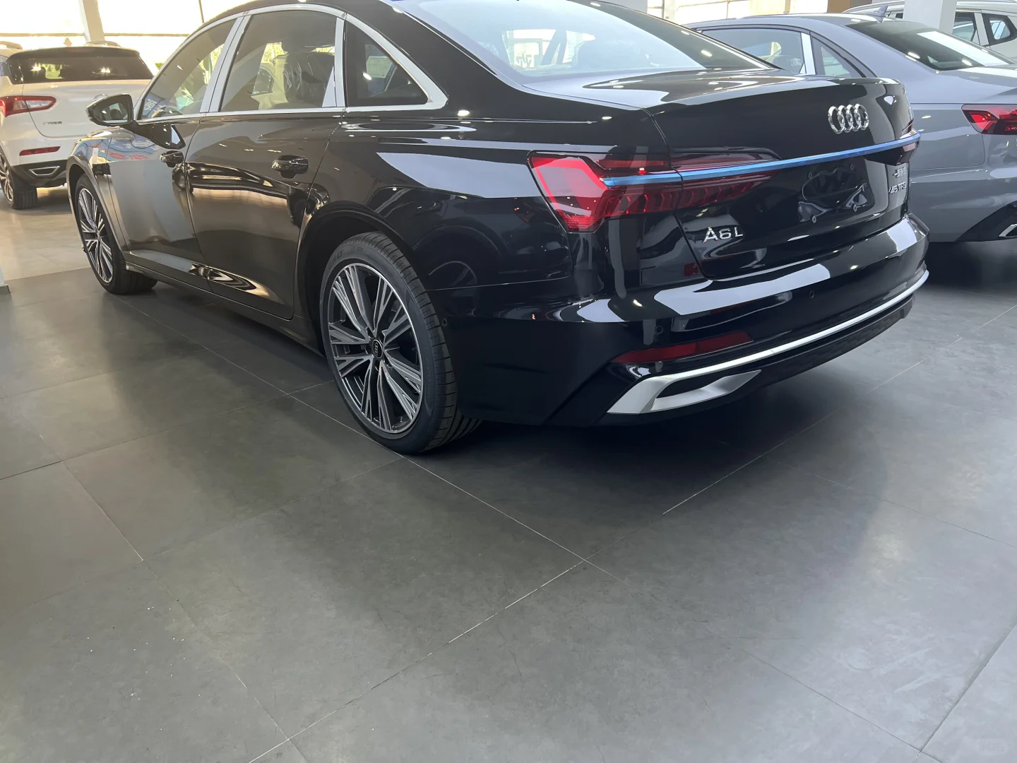 在邢台奥迪A6L多少钱