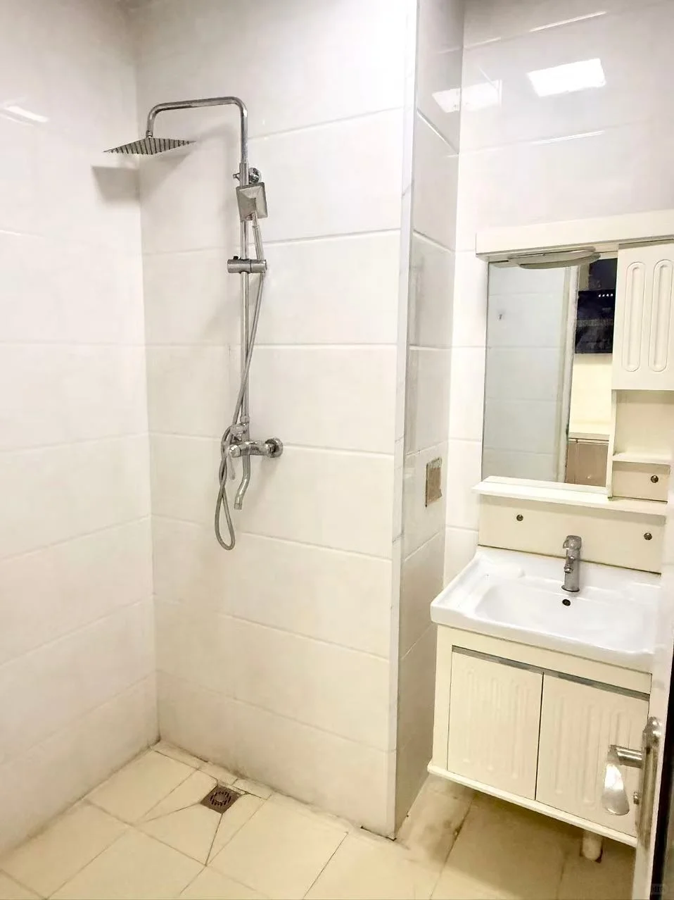 邢台租房，阳面一居室，紧邻天一城万达