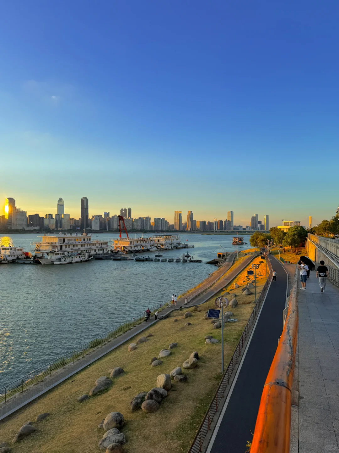 南昌跟风最成功的一次。。。。实况live！