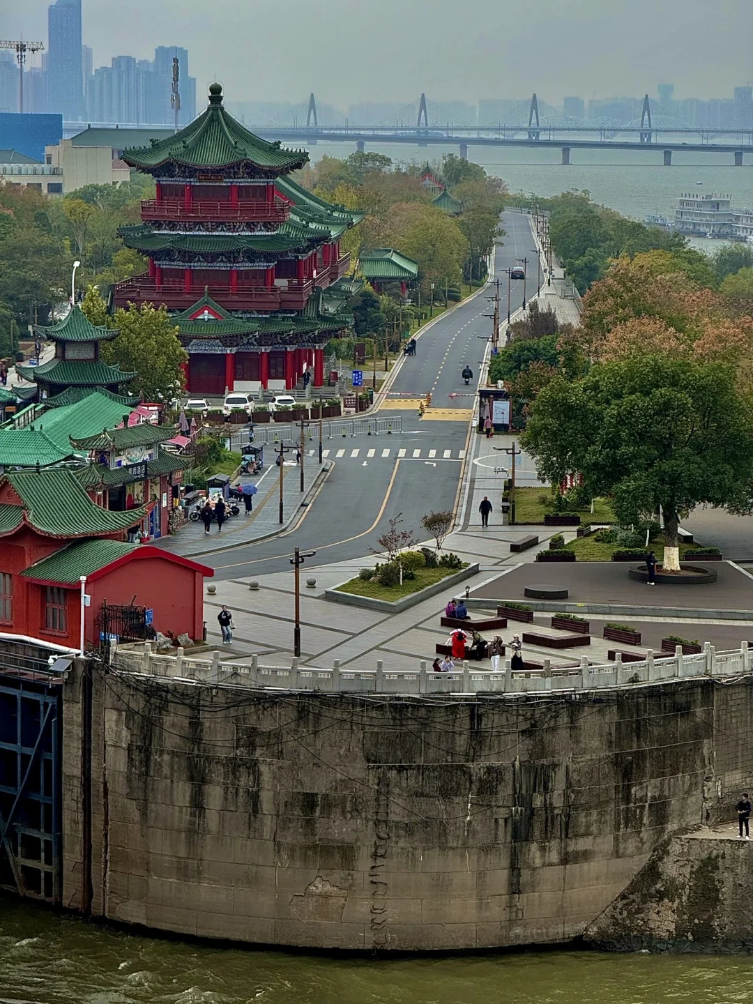 淡季的南昌真的是人间理想。。。。🌲🌲🌲