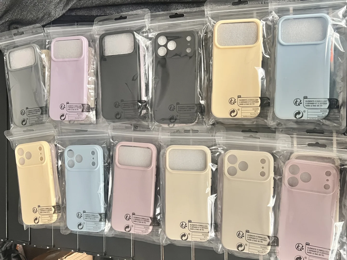 在赣州万象城被追着问的手机壳摊！