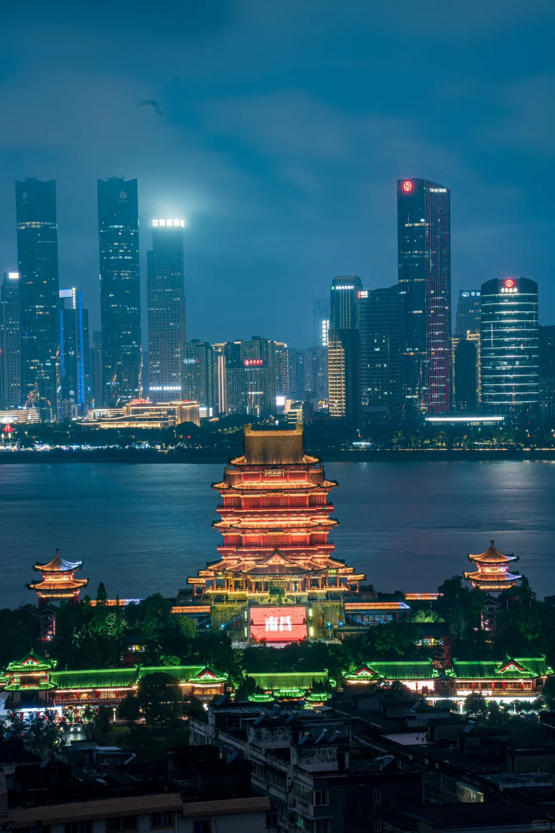 王勃诚不欺我，我拍到了最惊艳的古今同框